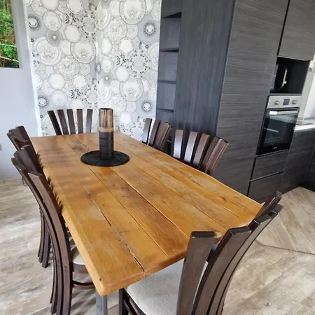 Апартамент зорница